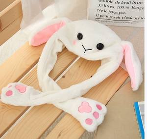 Chapeau de lapin en peluche, les oreilles bougent lorsqu'il est pressé, un cadeau tendance et original. - Product Image 2