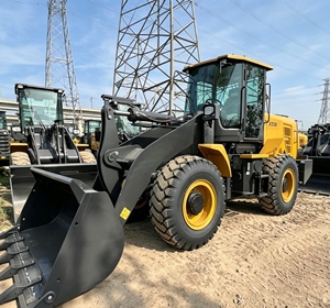 Nouvelle petite chargeuse sur pneus XC938 de 3 tonnes, diesel, avec boîte de vitesses et pompe contrôlées par PLC, haute efficacité, machine de chargement chinoise - Product Image 6