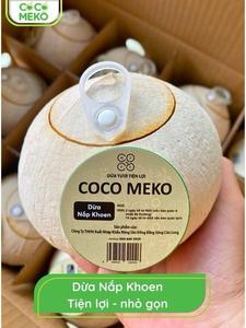 Noix de coco fraîche prête à boire avec paille en papier pratique - Product Image 6