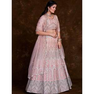 Lehenga Choli de demoiselle d'honneur en tulle doux brodé rose bébé attrayant - Product Image 2