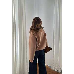 Chaqueta Bomber de Piel Sintética para Mujer, Color Beige, al por Mayor - Product Image 1