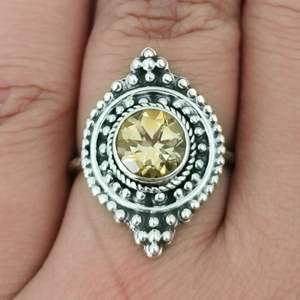 Anillo de Plata de Ley 925 Hecho a Mano por Navya Craft con Citrino Natural, Piedra de Nacimiento de Noviembre, Talla 4 14, para Regalos de Navidad, Pureza del Metal de 14K - Product Image 5