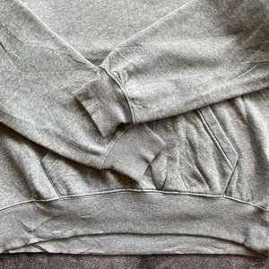 เสื้อมีฮู้ดแบบสวมหัวแนวสตรีทแบบย้อนยุคสำหรับผู้ชายผ้าคอตตอนลำลองทรงหลวมใส่ลำลองไซส์ใหญ่พิเศษออกแบบได้ตามต้องการ - Product Image 2