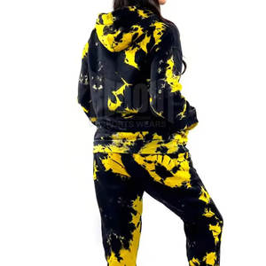 Survêtement à sublimation pour femmes avec impression personnalisée en coton et polyester Ensemble de vêtements de sport pour la gym Survêtement pour femmes - Product Image 5