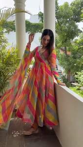 Hermoso Traje De Diseñador-Pent Y Dupatta Con Impresión Digital - Product Image 5