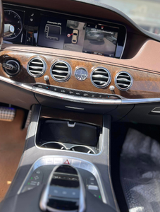 รถยนต์เมอร์เซเดส-เบนซ์ S550 4MATIC AMG ปี 2016 สภาพดี ใช้งานน้อย - Product Image 3