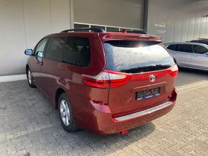 Utilisé pour Sienna 2018, intérieur en cuir foncé, boîte de vitesses manuelle à 6 rapports, fourgon diesel, ACC - Product Image 4