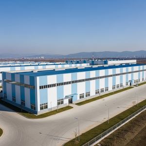 Abris industriels en acier ventilés à persiennes, conception robuste, connexion par boulons haute résistance, durée de vie de 50 ans pour la protection thermique - Product Image 2