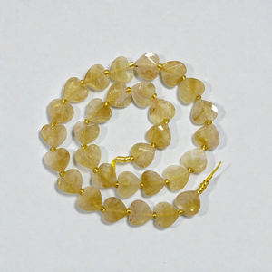 Perles en quartz citrine facettées en forme de cœur pour la fabrication de bijoux DIY - Product Image 1