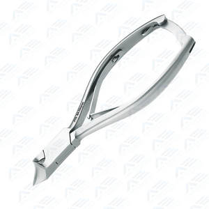 Pinces à cuticules et coupe-ongles professionnels extra pointus Ciseaux de manucure avec logo personnalisé avec emballage OEM - Product Image 3