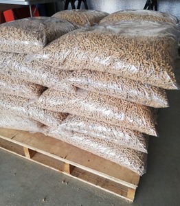 Granulés de bois de qualité supérieure Total Premium, sac de 15 kg, combustible pour système de chauffage, forme bâton - Product Image 4