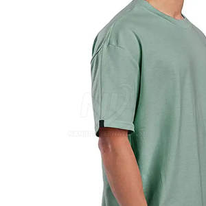 Camiseta con hombros caídos para hombre con logotipo personalizado impreso elegante para hombre - Product Image 4