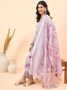 <b>women</b> ethnic <b>Floral</b> Printed Pure Cotton Anarkali Kurta With <b>Trousers</b> & Dupatta indian pakistani salwaar kameez - Product Image 4