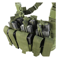 Plate-forme de poitrine compacte avec sangles réglables et système MOLLE pour l'organisation de l'équipement tactique et le transport quotidien