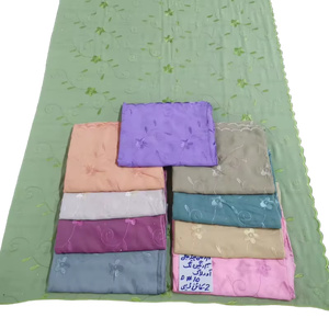 Pañuelo Hijab de Algodón Transpirable con Bordado Floral de Lujo y Pedrería para Eventos Islámicos, Chal Grande para Mujeres Musulmanas Yemeníes - Product Image 4