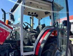 รถแทรกเตอร์ฟาร์ม Massey Ferguson MF 5M.115 ขับเคลื่อน 4 ล้อ ระบบเกียร์  ประสิทธิภาพสูง  มีจำหน่าย - Product Image 3