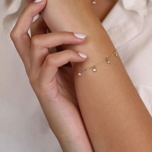 สร้อยข้อมือเทนนิสสำหรับผู้หญิงชุดฝาเพชรตัดทรงกลม - Product Image 4