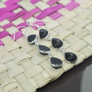 Elegantes pendientes de gota de Plata de Ley 925, tres piedras preciosas de ónix negro sólido, regalo perfecto de aniversario o boda para esposas - Product Image 3