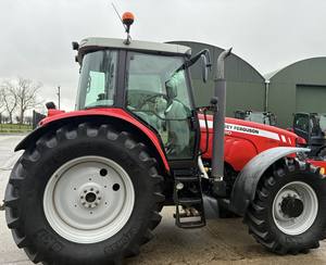 รถแทรกเตอร์ฟาร์ม Massey Ferguson 6480 ขายส่ง คุณภาพดีที่สุด 120 แรงม้า รถแทรกเตอร์อเนกประสงค์ เครื่องยนต์อเนกประสงค์ ปั๊มเกียร์ - Product Image 5