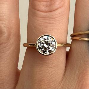 Anillo de Diamante Cultivado en Laboratorio de Corte Redondo de Lujo, Anillo de Compromiso de Plata 925, Diseño Elegante, Alta Calidad, Proveedor Mayorista en Línea - Product Image 4