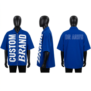 Camisa Oversize Personalizada para Hombre con Cierre, Manga Corta, Estampado de Letras Azules, Estilo Urbano - Product Image 1