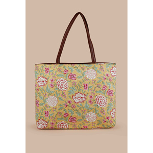 กระเป๋าผ้าแคนวาสสีเหลืองพิมพ์ลายด้วยมือ Amalfi Meadows - Product Image 4