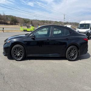 EXCELENTE ESTADO Toyota Camry SE 2025 - Product Image 2