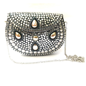 Sac en métal Pochette avec poignée métallique détachable Designer de luxe Sac à main pour femme Sac en métal nouveau designer - Product Image 1