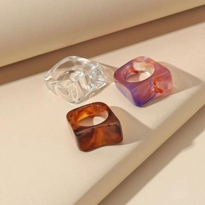 Bague en résine pour femme, bagues de doigt tendance, bague en résine géométrique colorée, taille personnalisable - Product Image 2