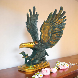 Estatuilla artística de pose de Yoga de latón, decoración espiritual del hogar, estatua de meditación, disponible a precios al por mayor. - Product Image 2