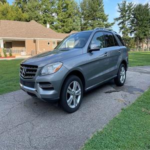 0 falla en este merccedezz benzz ML 350 con volante a la izquierda y a la derecha con bajo kilometraje a la venta. - Product Image 2