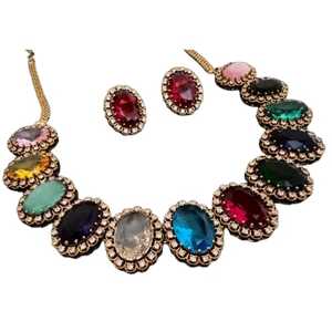 2025 venta al por mayor de moda de color circón pendiente collar conjunto de joyas para mujeres joyería de boda Artificial - Product Image 1