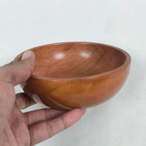 Tazón de madera hecho a mano con aspecto artesanal y suavidad, ideal para refrigerios secos y frutas. - Product Image 1