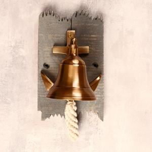 Cloche murale rustique en bois et en métal cloche suspendue artisanale pour la décoration de jardin ou de temple - Product Image 2