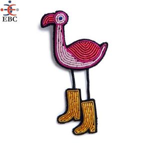 Insignes en tissu de feutre à coudre sans nickel 3D en soie indienne de dessin animé brodé personnalisé et épingles décoratives - Product Image 4