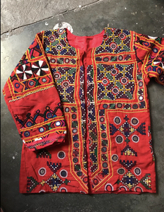 Chaqueta Banjara de algodón con patchwork bordado a mano, chaqueta tribal para mujer, manga larga, para otoño. - Product Image 5