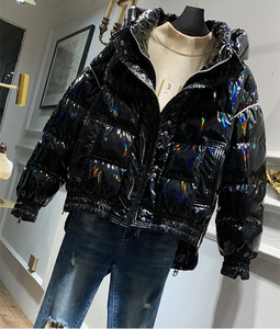 Chaqueta Acolchada de Invierno para Hombre con Logotipo Personalizado OEM, Ecológica, Transpirable, con Cuello Alto y Cierre de Cremallera, Estilo Urbano - Product Image 3