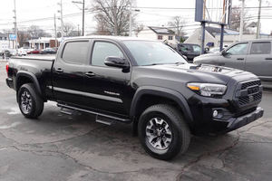 Toyota Tacoma TRD Off Road 2020, Doble Cabina, LB, 4WD - Product Image 2