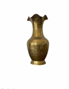 OEM ODM Vase à fleurs en laiton personnalisé de grande taille antidérapant pour sol Vase à fleurs décoratif en laiton de luxe Création artisanale indienne - Product Image 2