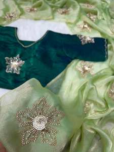 Diseñador indio de Bollywood Hermosa colección de Sari Trabajo de impresión digital para mujeres Ropa de fiesta - Product Image 2