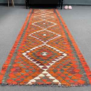 พรมวิ่งสไตล์ตุรกี ขนาด 2.7x8.7 ฟุต สีส้มเทา ลายตารางวินเทจ ทำจากขนสัตว์ - Product Image 1