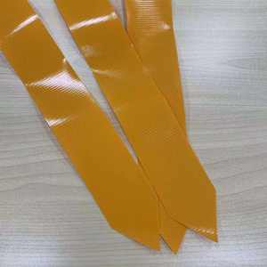 Conjunto de Cinturones de Flag Football de PVC Personalizados con Cinturón Ajustable y Banderas Desmontables para Entrenamiento al Aire Libre para Jóvenes y Adultos - Product Image 4