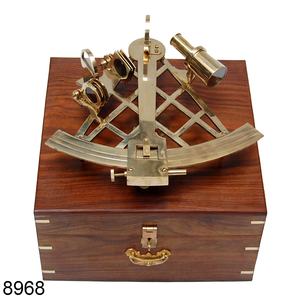 Sextant nautique en laiton des exportateurs indiens avec boîte en bois de Sheesham de technique en métal poli personnalisé pour la navigation - Product Image 4