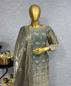 Stone Work Casual Wear Traje Salwar de algodón con detalles Dori y Dupatta estampada para Casual Cool con borde de templo - Product Image 6