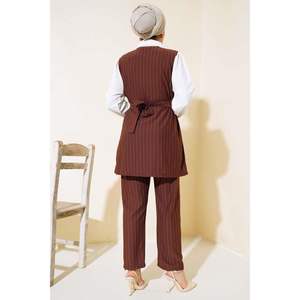 ชุด2ชิ้นลายทางประดับสีน้ำตาล - Product Image 1