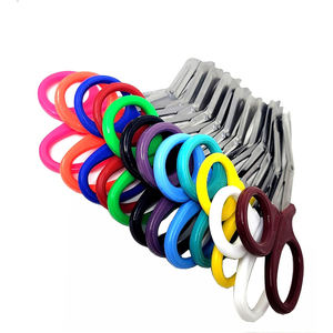 Lot de 12 ciseaux de secourisme de couleurs arc-en-ciel assorties, 7,5 pouces, fabriqués en plastique de qualité supérieure, 2026 - Product Image 3