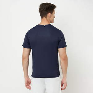 เสื้อยืดสำหรับผู้ชายเสื้อยืดผ้าโพลีเอสเตอร์แบบปรับแต่งทรงแห้งเสื้อยืดพิมพ์ลายเสื้อยืดสำหรับผู้ชาย - Product Image 4