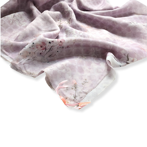 Diseño conveniente Reiko Series Impresión digital Hijab Manga corta Bufanda de algodón ligero Elegante Lila Ajuste para la primavera musulmana - Product Image 4