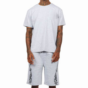 Ensemble T-shirt et short moderne pour homme – Tenue décontractée deux pièces pour l'entraînement, la gym, le sport, le fitness et le quotidien - Product Image 4