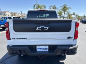 2024 Chevrolet Silverado 1500 ZR2 W/Tech Pack Auto 4x4 d'occasion - Product Image 3